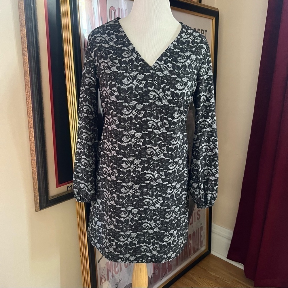 Covington: Gray Faux Black Lace Long Sleeved V-Neck Dress Size M